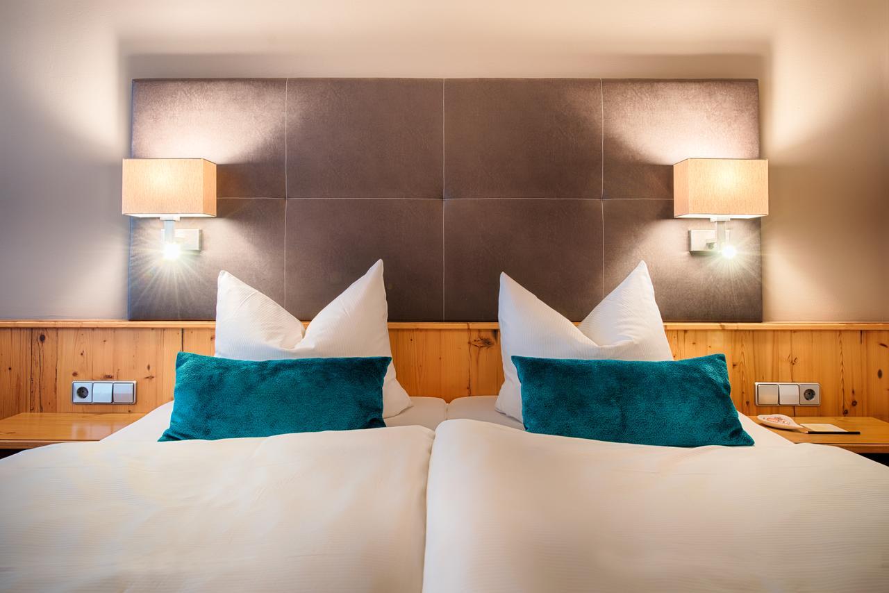 Hotel Landhaus Feckl Ehningen Extérieur photo