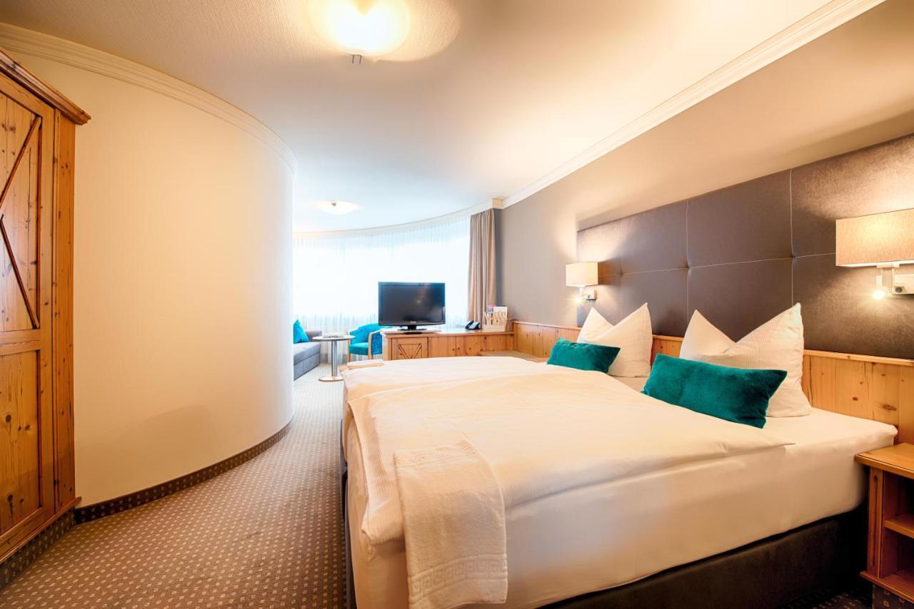 Hotel Landhaus Feckl Ehningen Extérieur photo